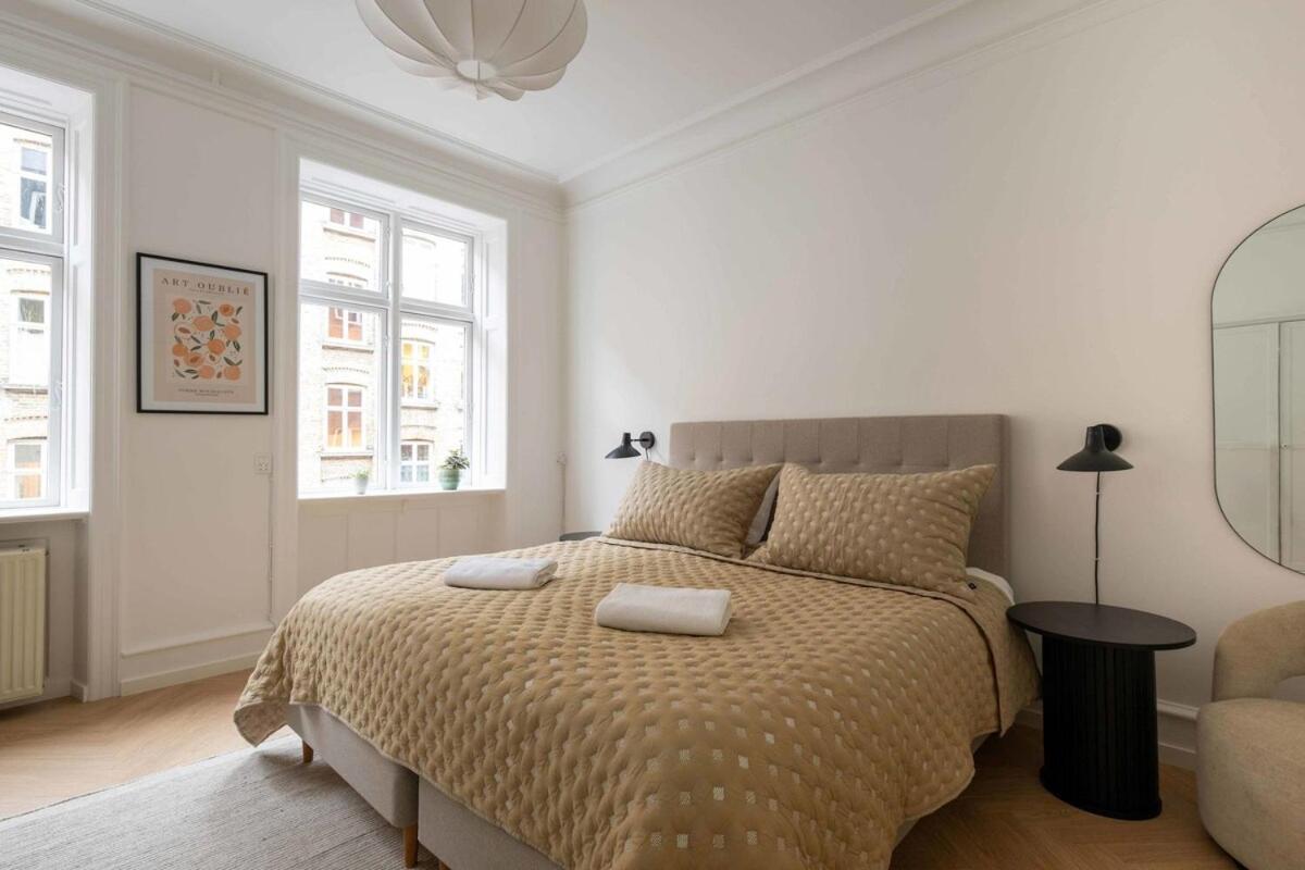 Stylish And Bright 2 Bedroom In Cph N Lägenhet Köpenhamn