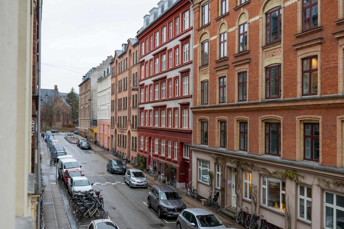 Lägenhet Stylish And Bright 2 Bedroom In Cph N Köpenhamn