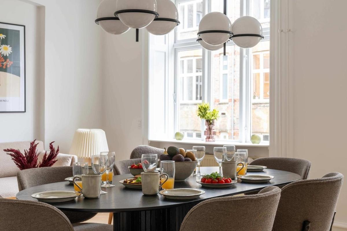 Lägenhet Stylish And Bright 2 Bedroom In Cph N