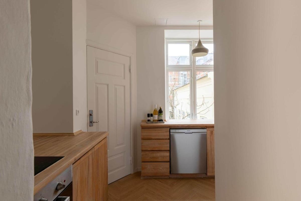 Stylish And Bright 2 Bedroom In Cph N Lägenhet *
